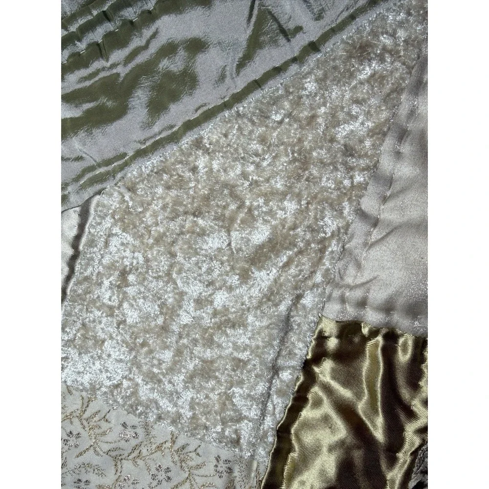 Vtg Patchwork Throw Blanket Metallic Sateen‎ Quilted Velvet Floral